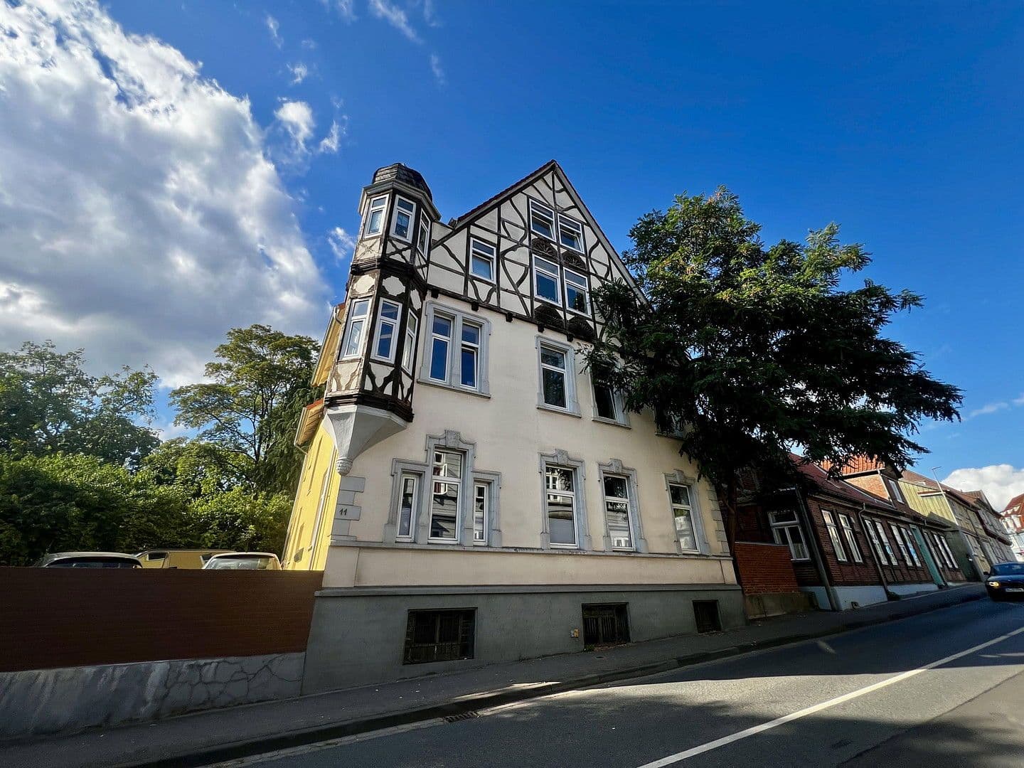 Pronájem bytu 4+1 114 m², Lüneburger Straße 11, Celle, Dolní Sasko Pronájem bytu 4+1 114 m², Lüneburger Straße 11, Celle, Dolní Sasko