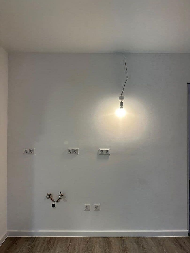 Prodej bytu 3+1 69 m², Schöneberger Str. 9, Berlin, Berlín Prodej bytu 3+1 69 m², Schöneberger Str. 9, Berlin, Berlín