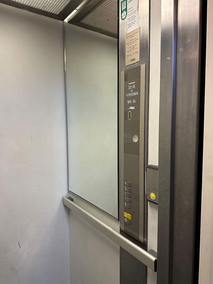 Prodej bytu 3+1 69 m², Schöneberger Str. 9, Berlin, Berlín Prodej bytu 3+1 69 m², Schöneberger Str. 9, Berlin, Berlín