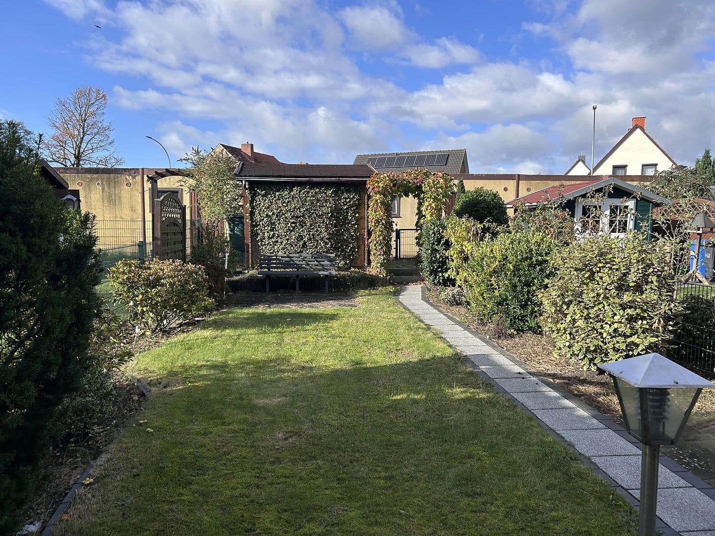 Prodej domu 127 m², pozemek 201 m², Achim, Dolní Sasko Prodej domu 127 m², pozemek 201 m², Achim, Dolní Sasko