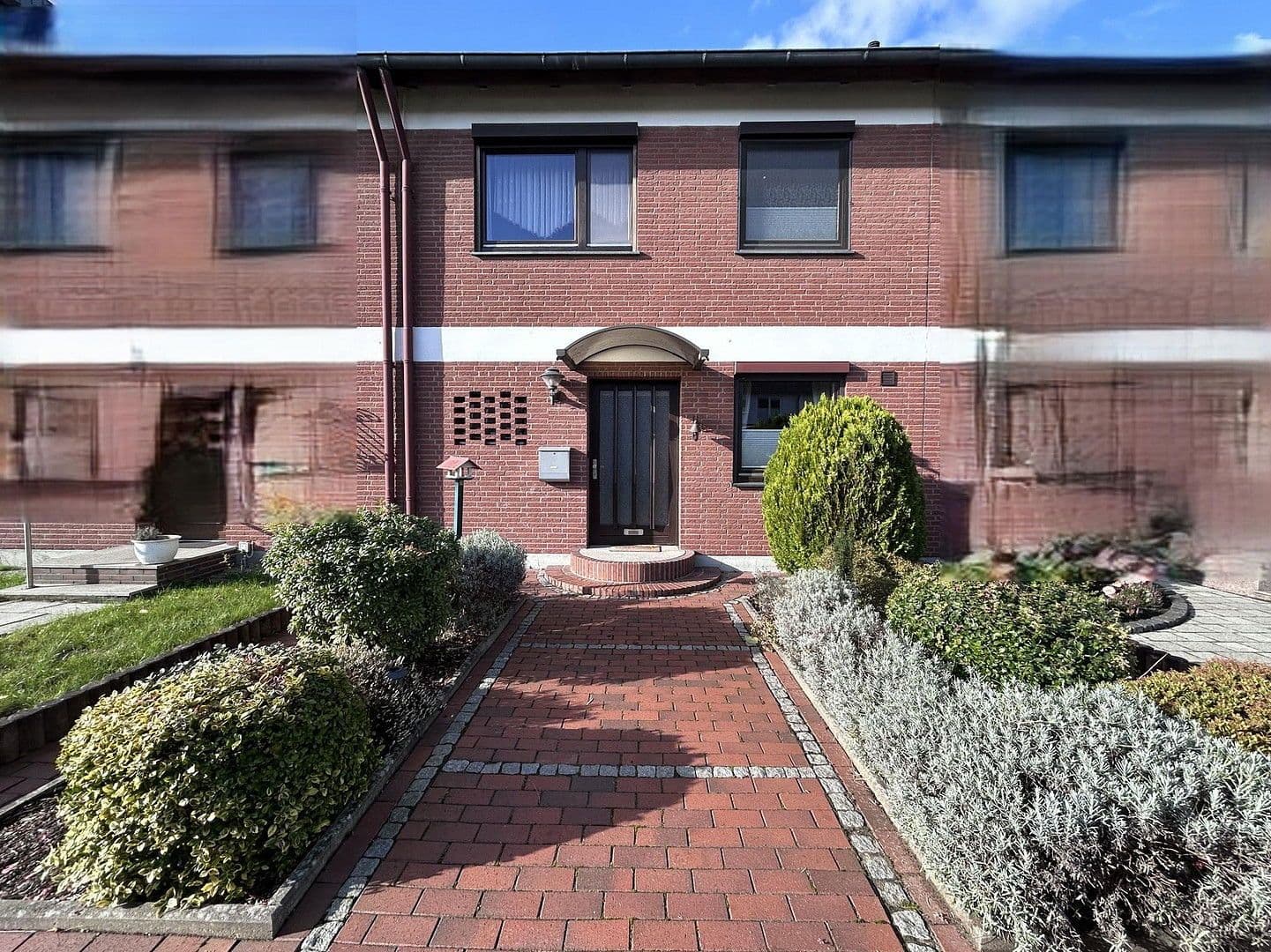 Prodej domu 127 m², pozemek 201 m², Achim, Dolní Sasko Prodej domu 127 m², pozemek 201 m², Achim, Dolní Sasko