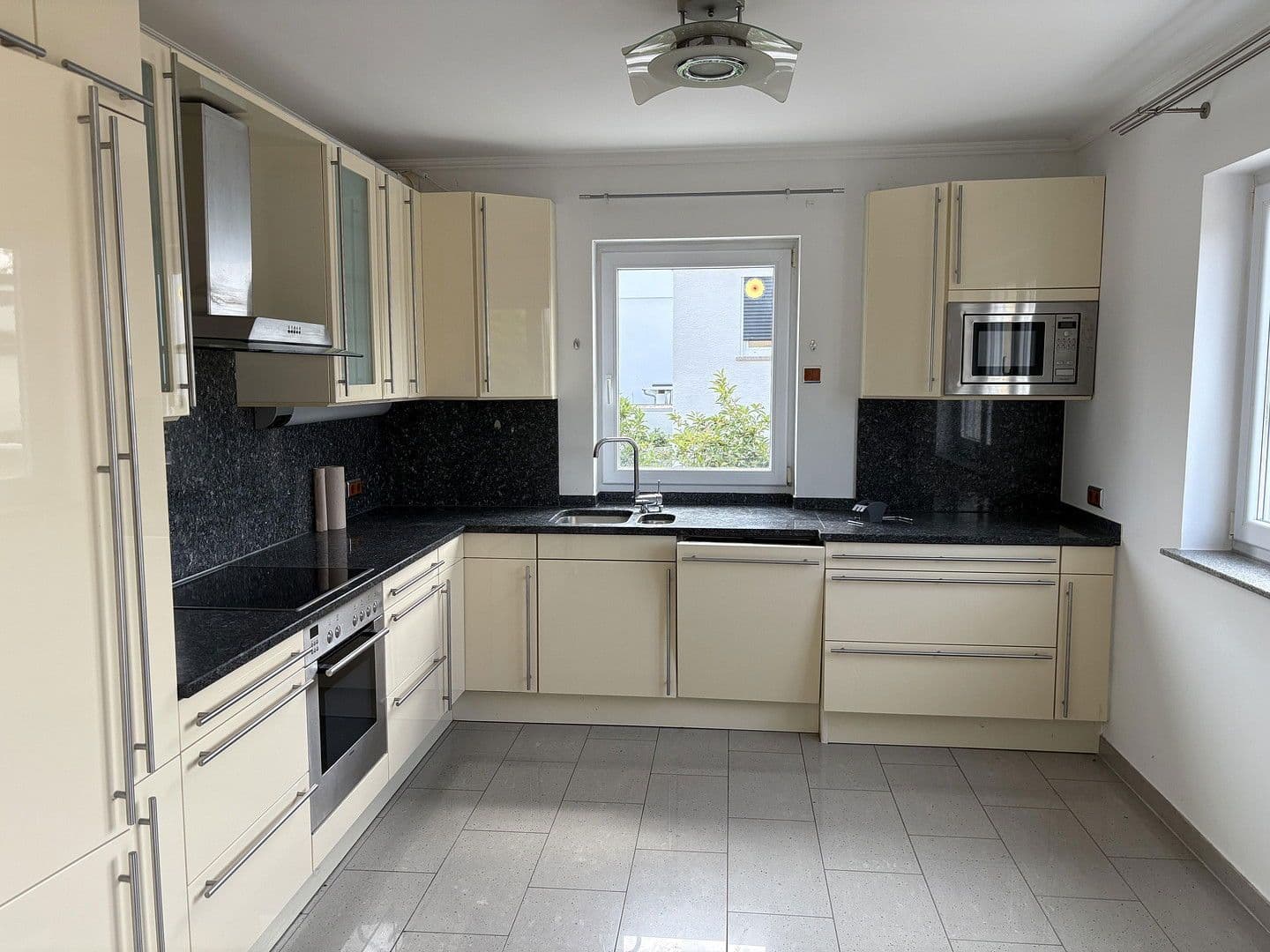 Prodej bytu 4+1 101 m², Gießen, Hessen Prodej bytu 4+1 101 m², Gießen, Hessen