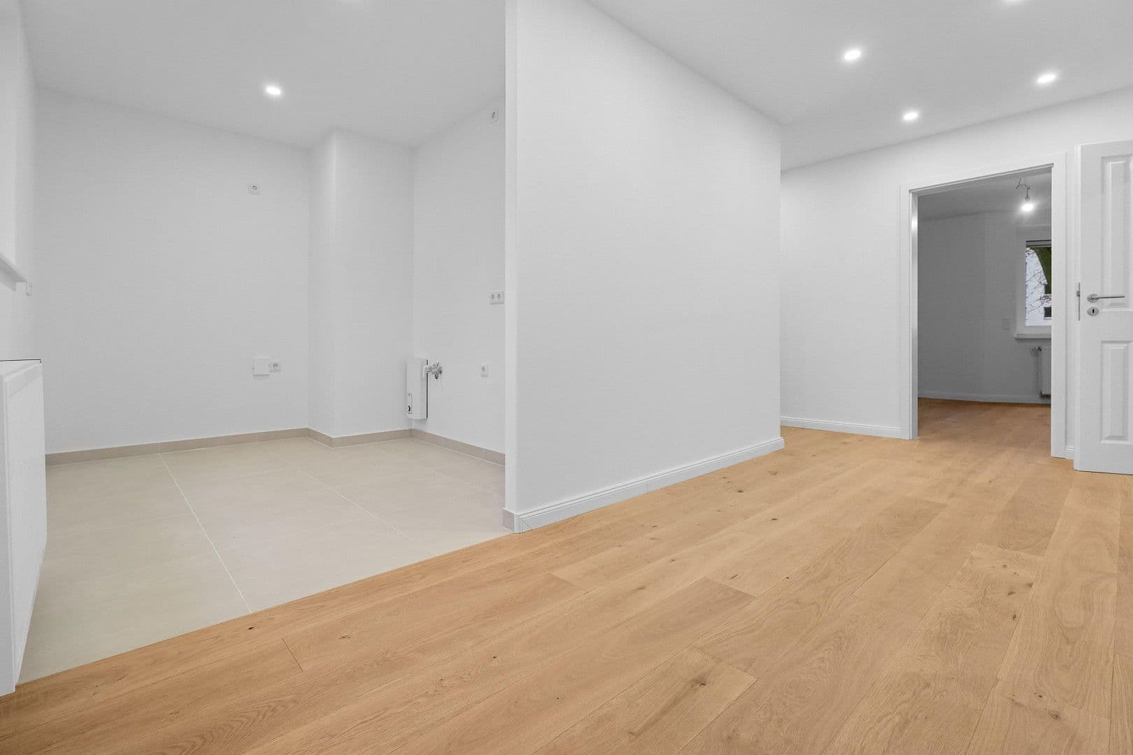 Pronájem bytu 3+1 83 m², Bremen, Bremen Pronájem bytu 3+1 83 m², Bremen, Bremen