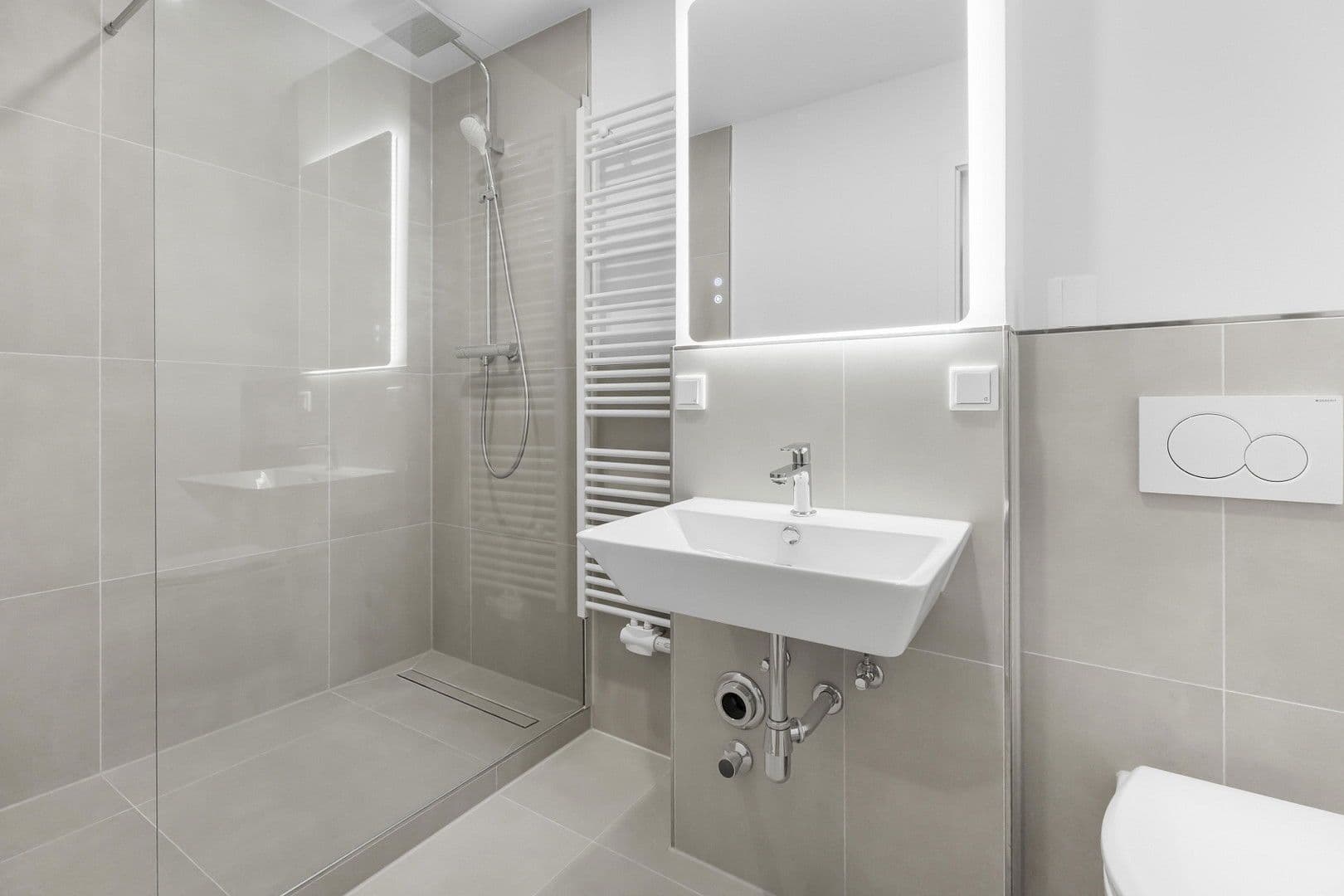 Pronájem bytu 3+1 83 m², Bremen, Bremen Pronájem bytu 3+1 83 m², Bremen, Bremen