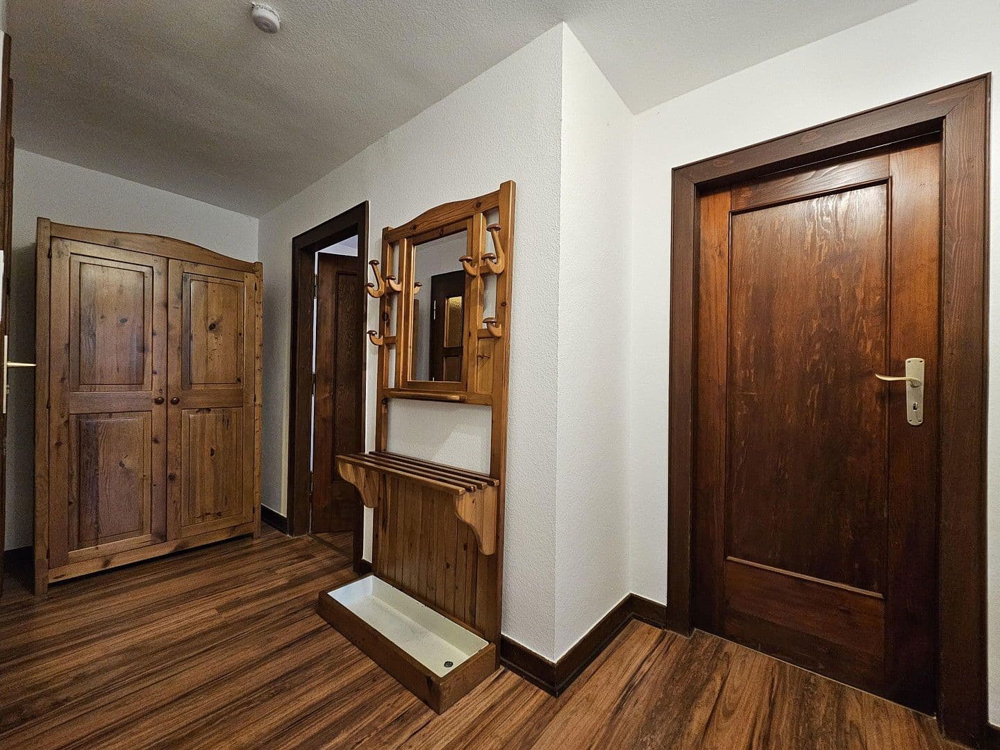 Pronájem bytu 2+1 49 m², Frankfurt am Main, Hessen Pronájem bytu 2+1 49 m², Frankfurt am Main, Hessen