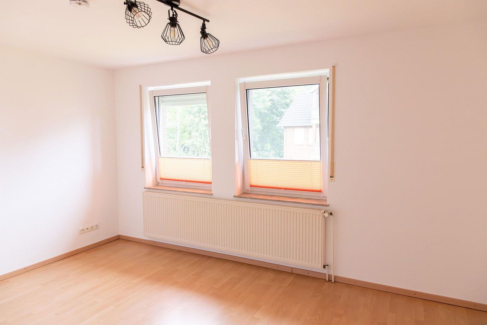 Prodej bytu 3+1 74 m², Rastede, Dolní Sasko Prodej bytu 3+1 74 m², Rastede, Dolní Sasko