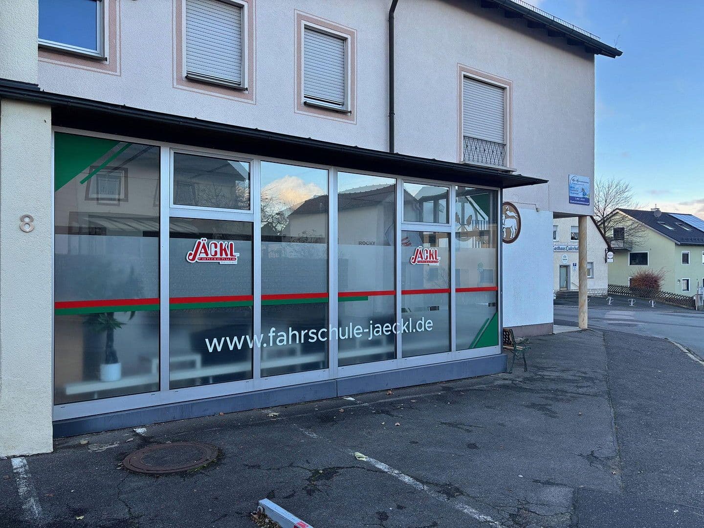 Prodej domu 482 m², pozemek 780 m², Uhlandstraße 8, Sulzbach-Rosenberg, Bavorsko Prodej domu 482 m², pozemek 780 m², Uhlandstraße 8, Sulzbach-Rosenberg, Bavorsko