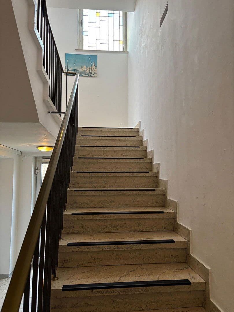 Prodej domu 482 m², pozemek 780 m², Uhlandstraße 8, Sulzbach-Rosenberg, Bavorsko Prodej domu 482 m², pozemek 780 m², Uhlandstraße 8, Sulzbach-Rosenberg, Bavorsko