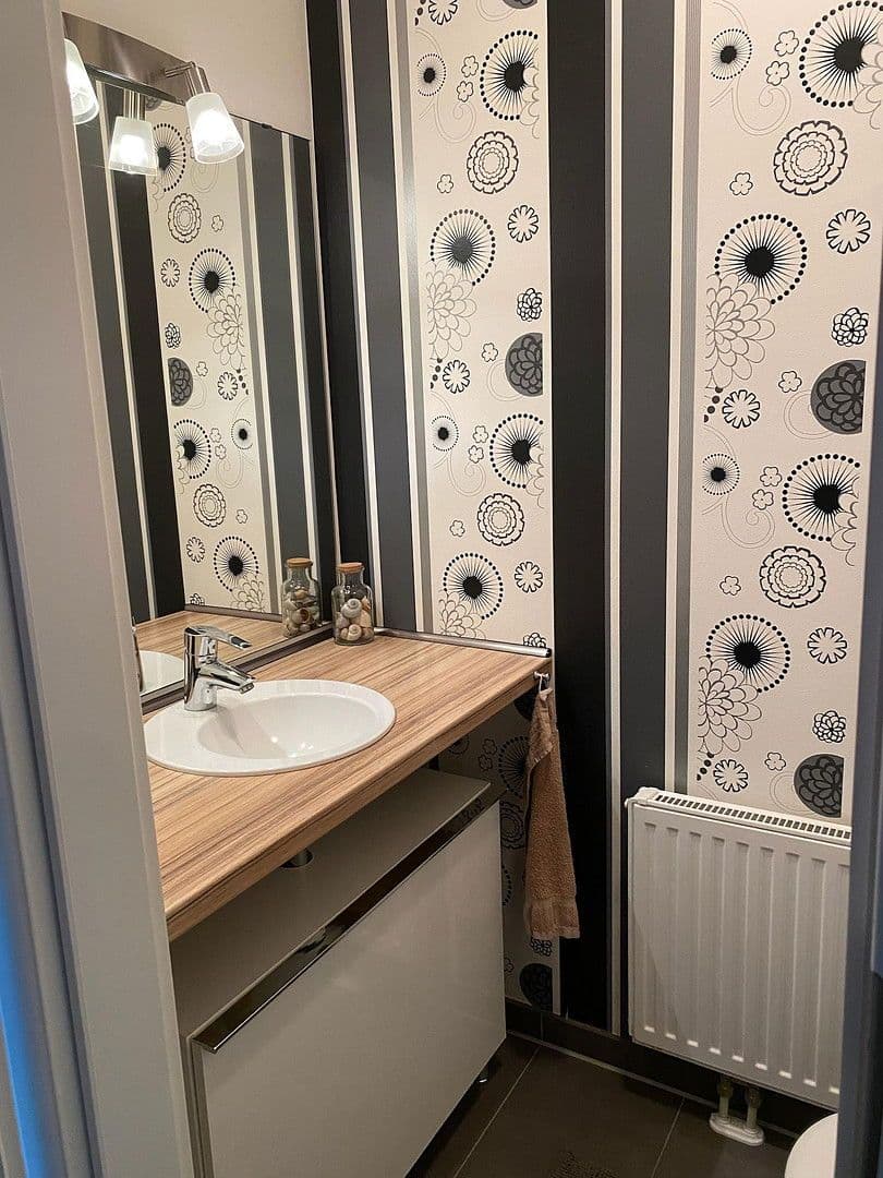 Prodej domu 133 m², pozemek 261 m², Bremen, Bremen Prodej domu 133 m², pozemek 261 m², Bremen, Bremen