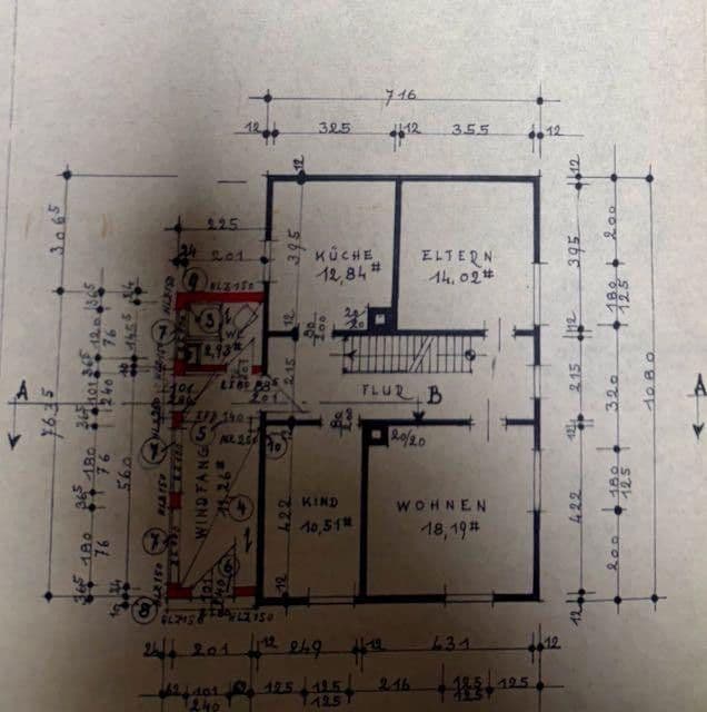 Prodej domu 320 m², pozemek 490 m², Idstein, Hessen Prodej domu 320 m², pozemek 490 m², Idstein, Hessen