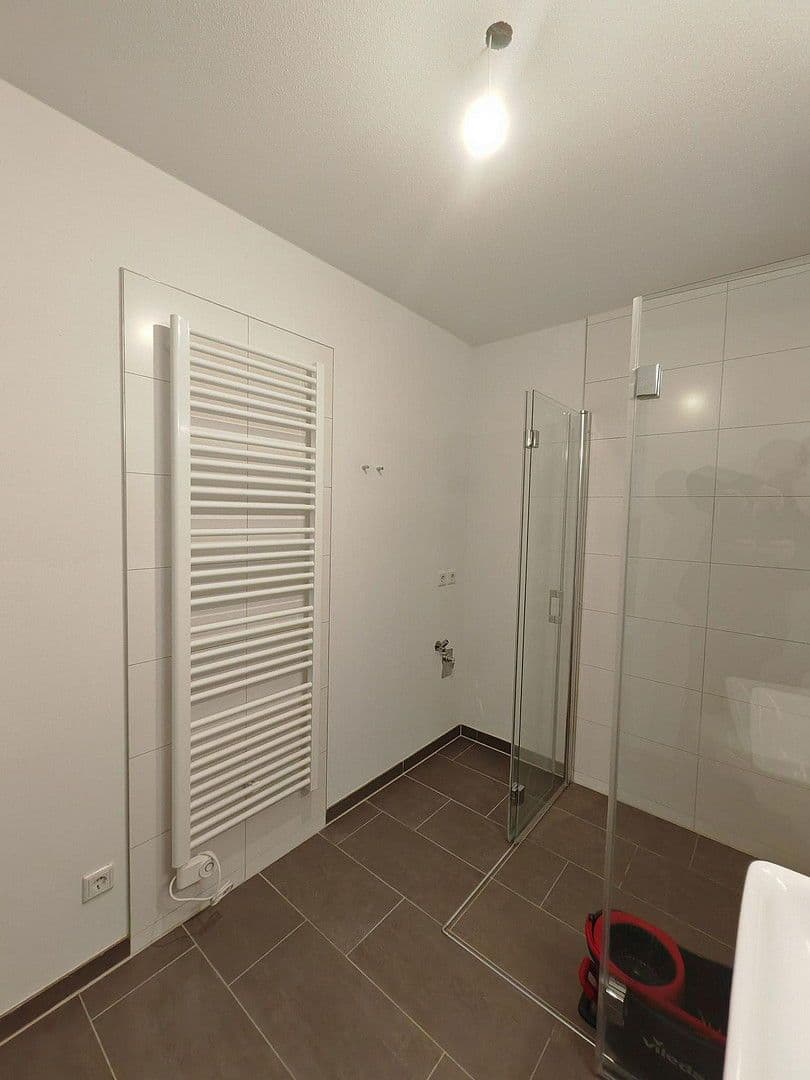 Pronájem bytu 3+1 72 m², Johanna-Dachs-Str. 34, Regensburg, Bavorsko Pronájem bytu 3+1 72 m², Johanna-Dachs-Str. 34, Regensburg, Bavorsko