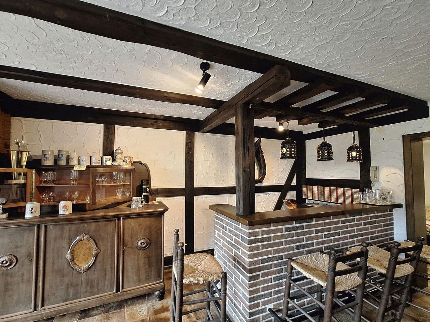 Prodej domu 319 m², pozemek 960 m², Naumburg, Hessen Prodej domu 319 m², pozemek 960 m², Naumburg, Hessen