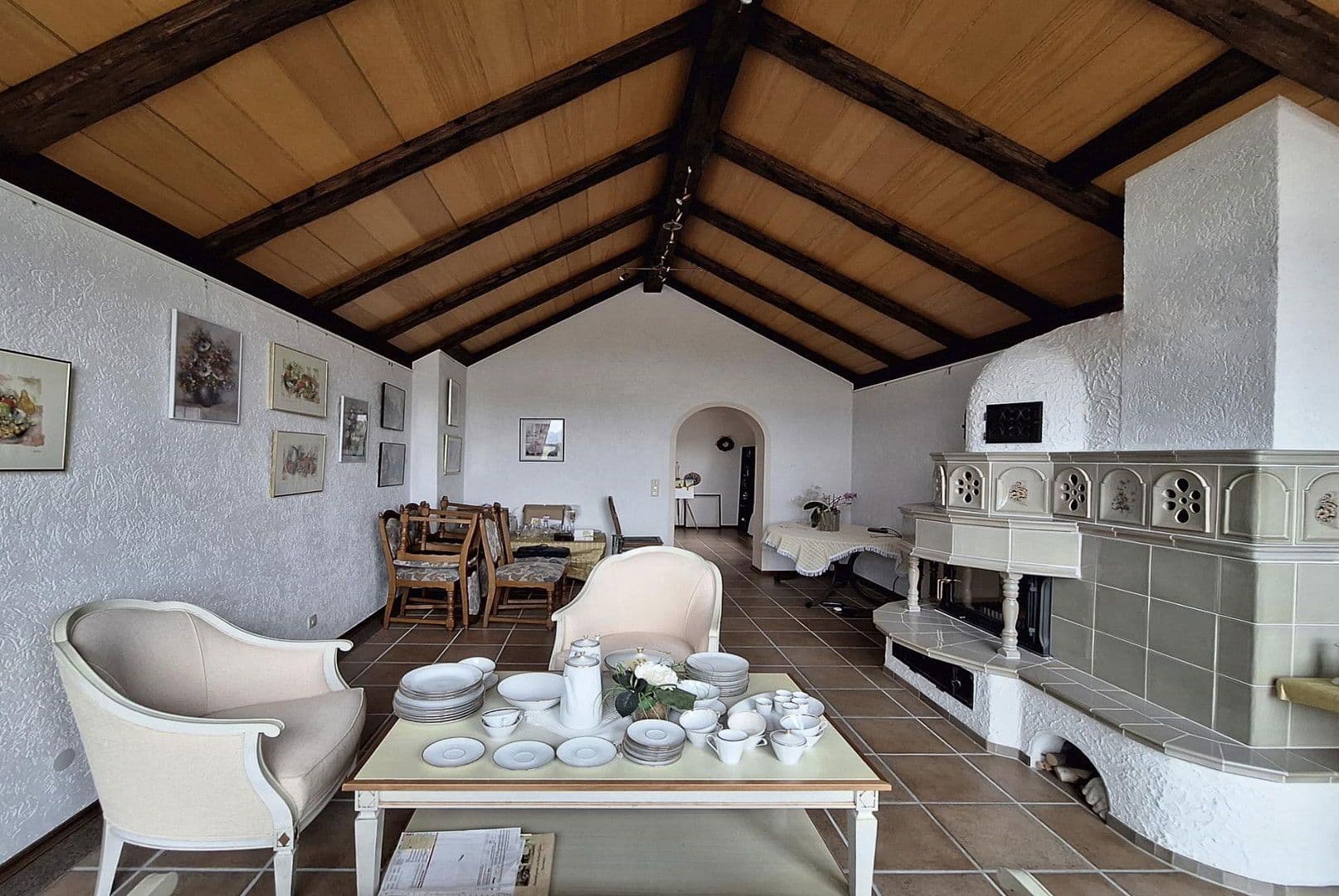 Prodej domu 319 m², pozemek 960 m², Naumburg, Hessen Prodej domu 319 m², pozemek 960 m², Naumburg, Hessen