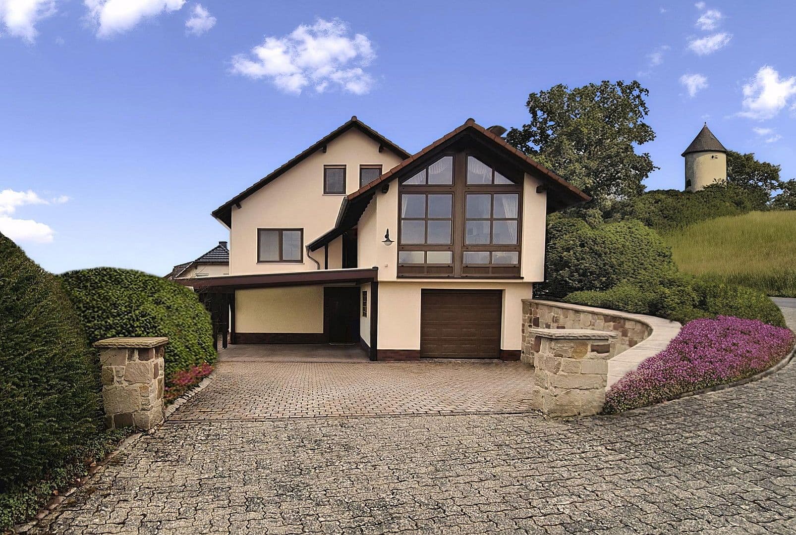 Prodej domu 319 m², pozemek 960 m², Naumburg, Hessen Prodej domu 319 m², pozemek 960 m², Naumburg, Hessen