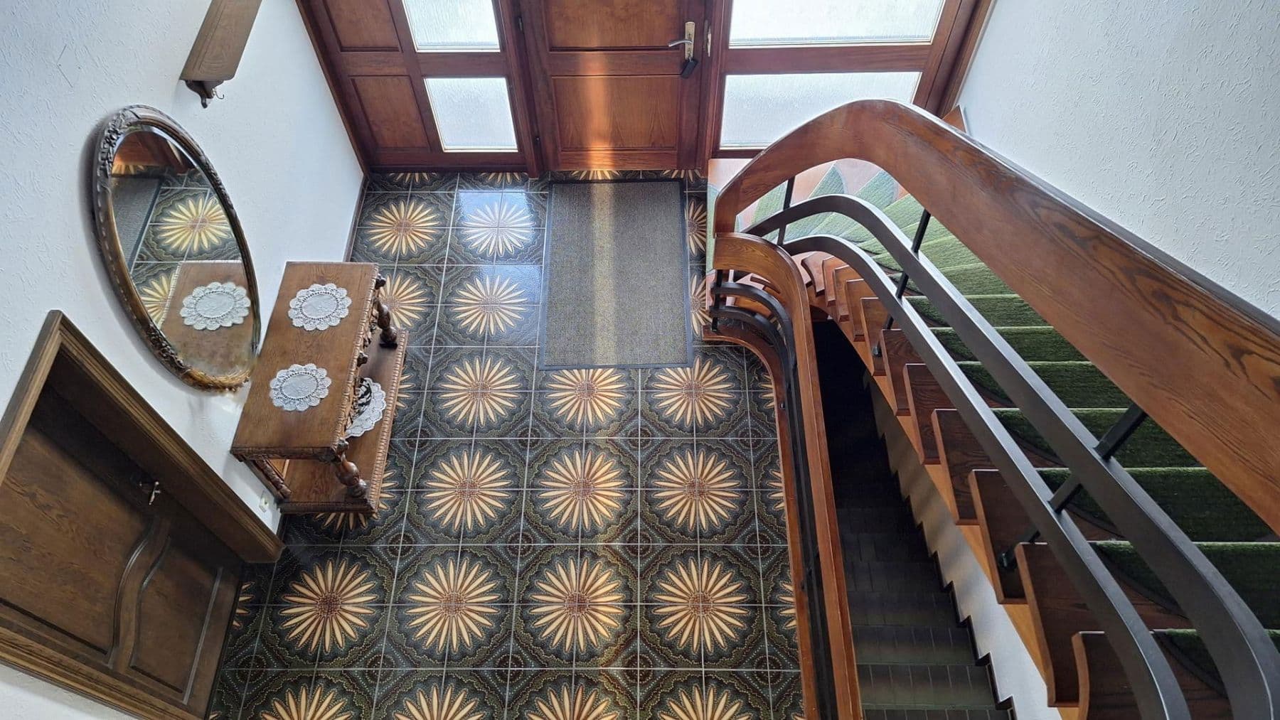 Prodej domu 319 m², pozemek 960 m², Naumburg, Hessen Prodej domu 319 m², pozemek 960 m², Naumburg, Hessen