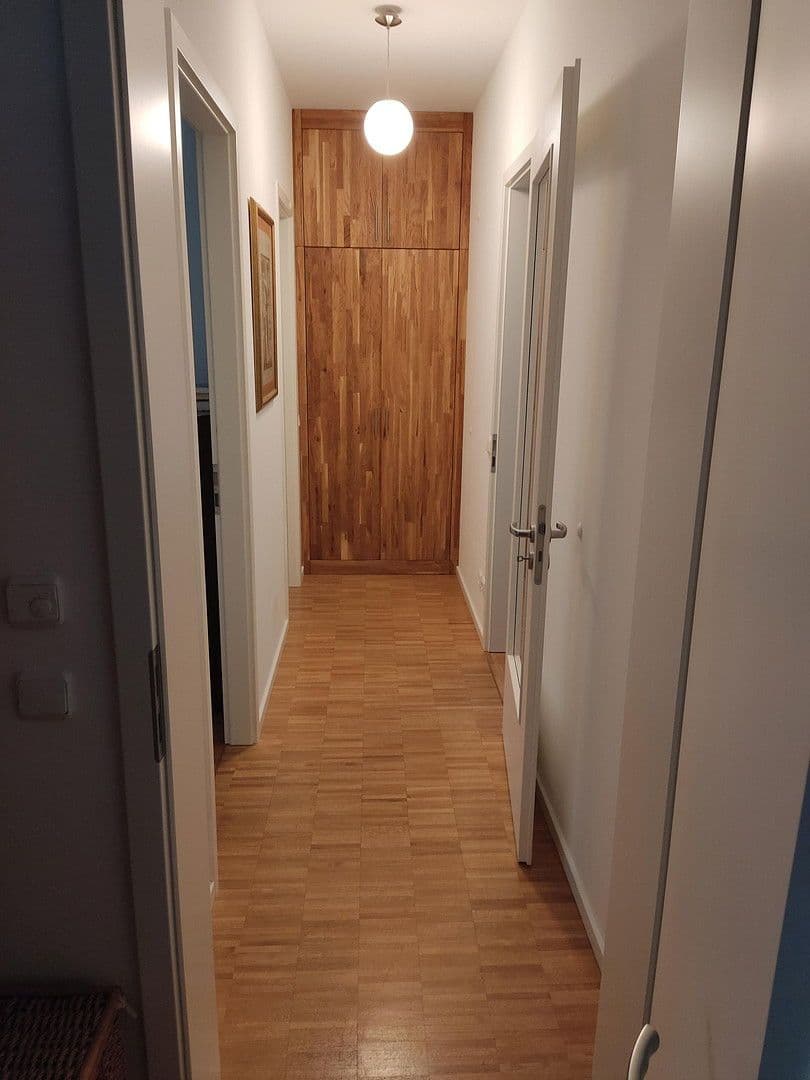 Pronájem bytu 4+1 112 m², Berlin, Berlín Pronájem bytu 4+1 112 m², Berlin, Berlín