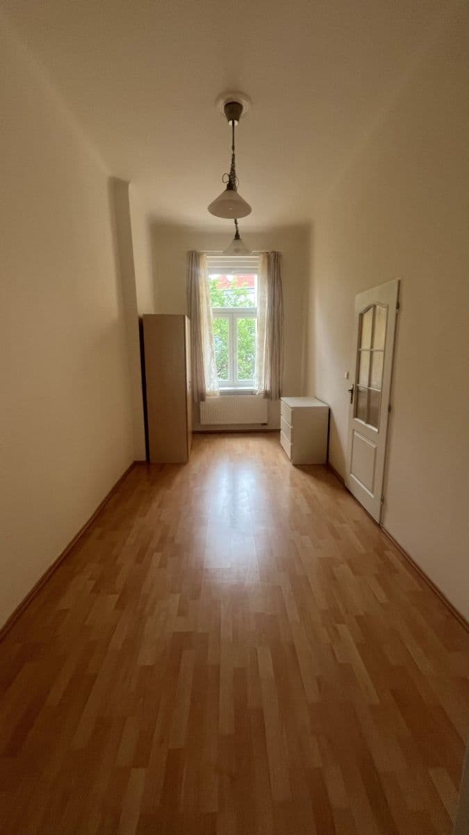 Pronájem bytu 3+1 65 m², Nuselská, Praha, Praha Pronájem bytu 3+1 65 m², Nuselská, Praha, Praha