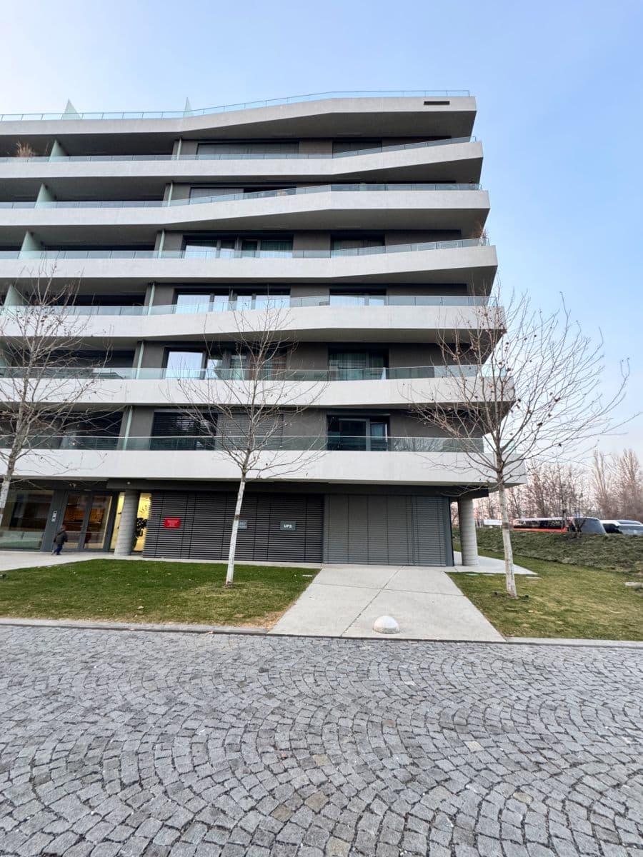 Pronájem kanceláře 57 m², Karolinská, Praha, Praha Pronájem kanceláře 57 m², Karolinská, Praha, Praha