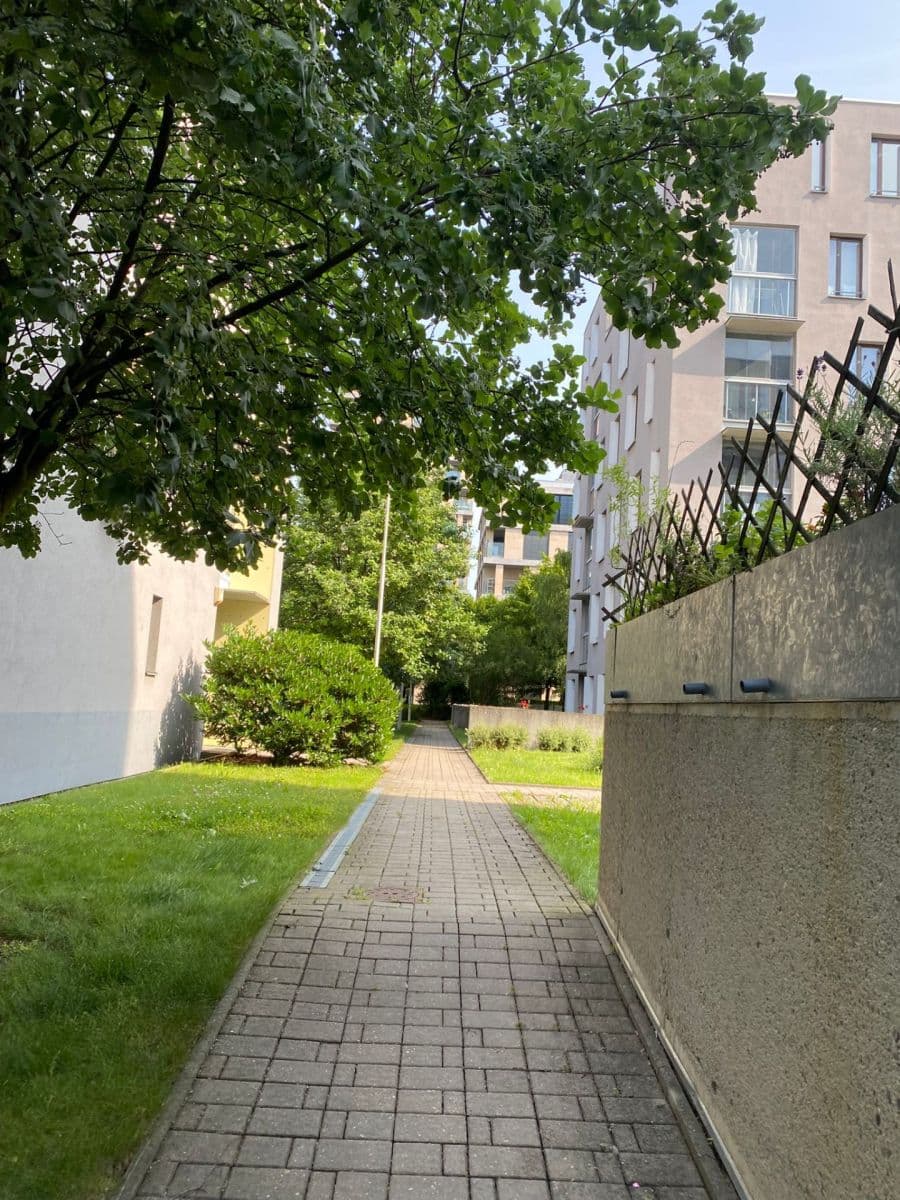 Pronájem bytu 1+kk 37 m², K Sídlišti, Praha, Praha Pronájem bytu 1+kk 37 m², K Sídlišti, Praha, Praha