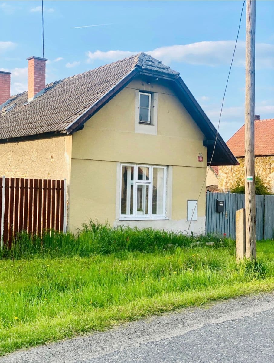 Prodej domu 60 m², pozemek 467 m², Dymokury, Středočeský kraj Prodej domu 60 m², pozemek 467 m², Dymokury, Středočeský kraj