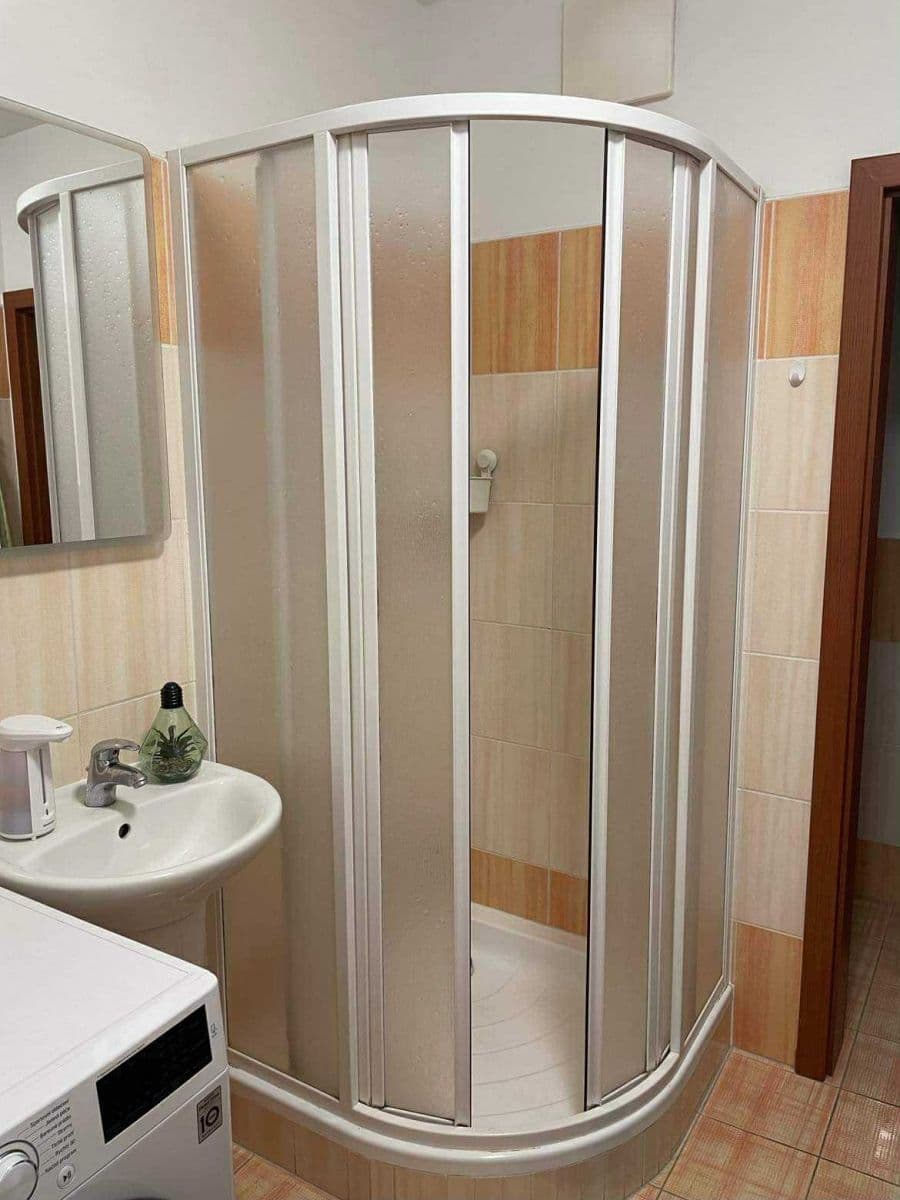 Prodej bytu 2+kk 41 m², Plzeňská, Praha, Praha Prodej bytu 2+kk 41 m², Plzeňská, Praha, Praha