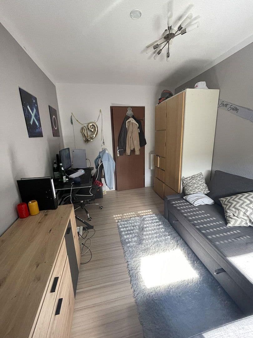 Prodej domu 129 m², pozemek 309 m², Rösrath, Severní Porýní-Vestfálsko Prodej domu 129 m², pozemek 309 m², Rösrath, Severní Porýní-Vestfálsko