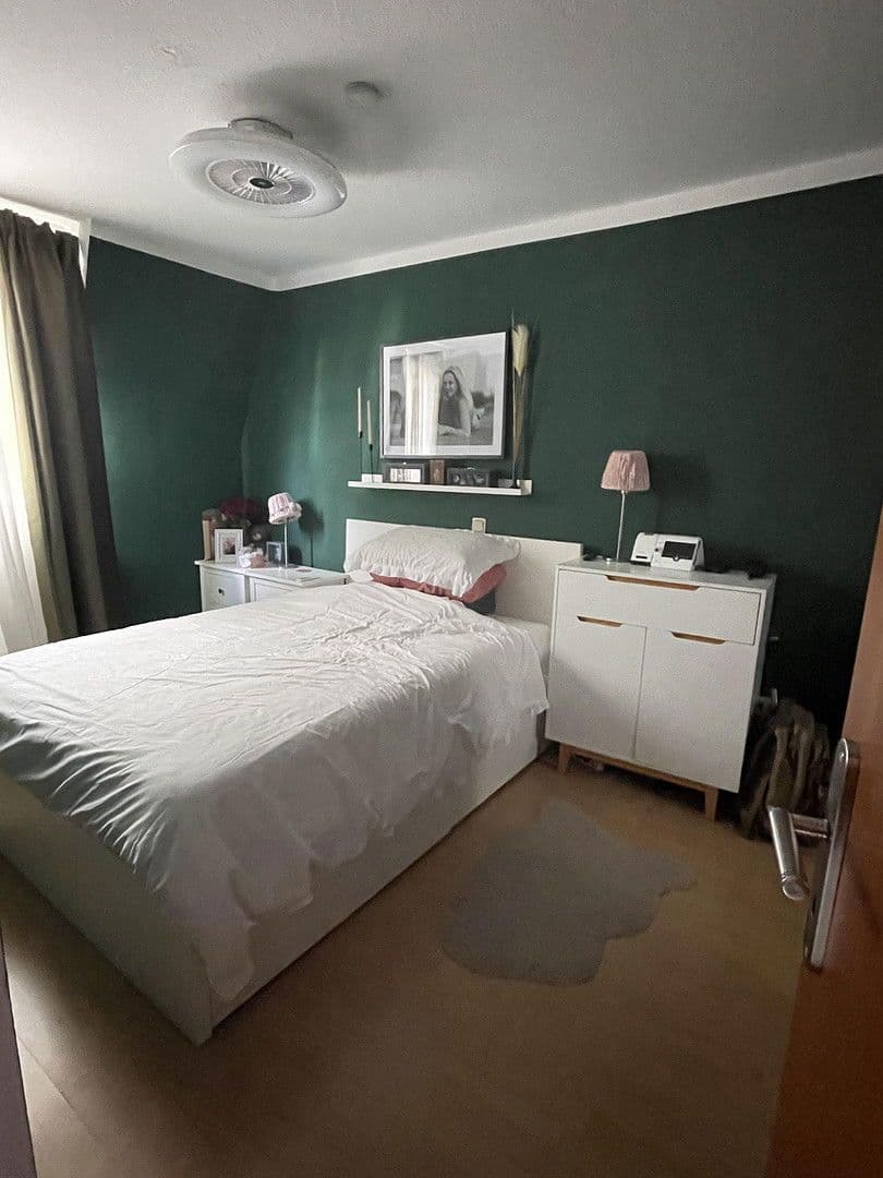 Prodej domu 129 m², pozemek 309 m², Rösrath, Severní Porýní-Vestfálsko Prodej domu 129 m², pozemek 309 m², Rösrath, Severní Porýní-Vestfálsko