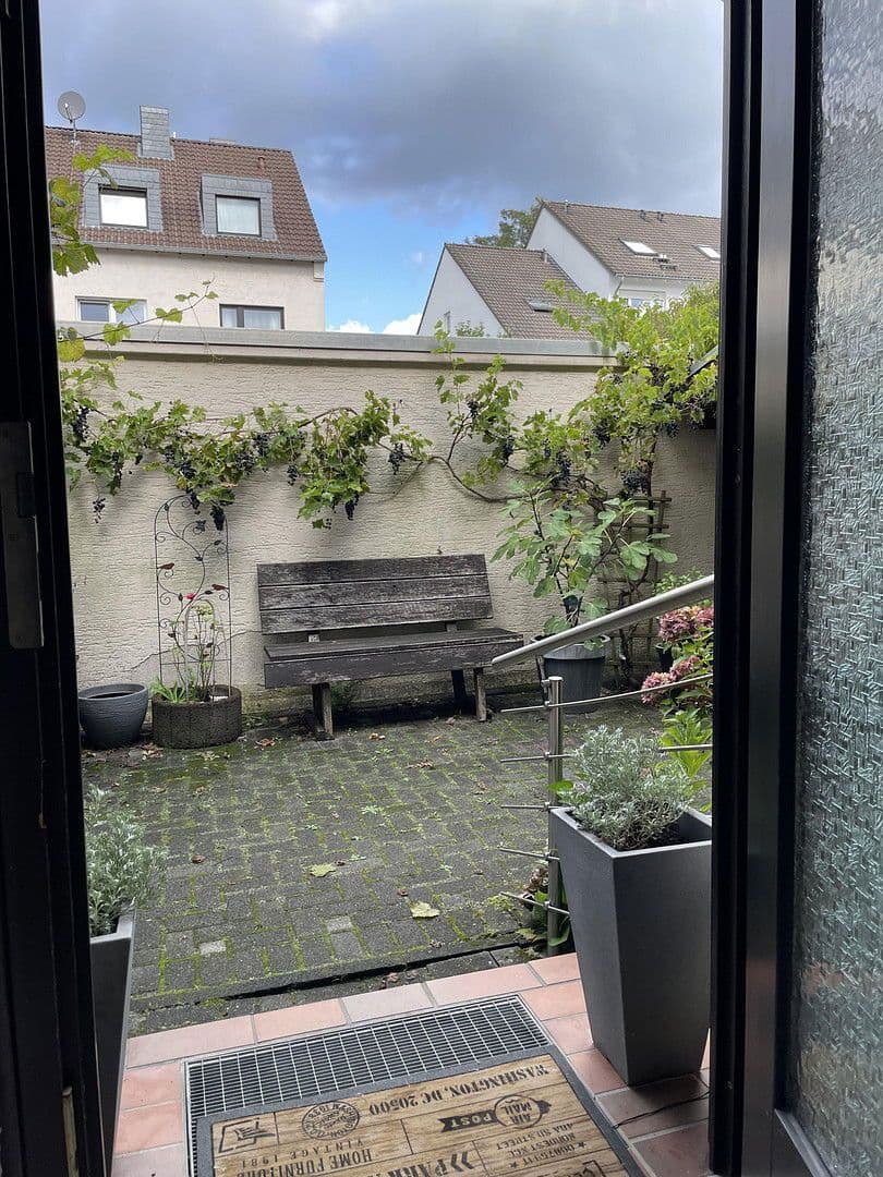 Prodej domu 129 m², pozemek 309 m², Rösrath, Severní Porýní-Vestfálsko Prodej domu 129 m², pozemek 309 m², Rösrath, Severní Porýní-Vestfálsko