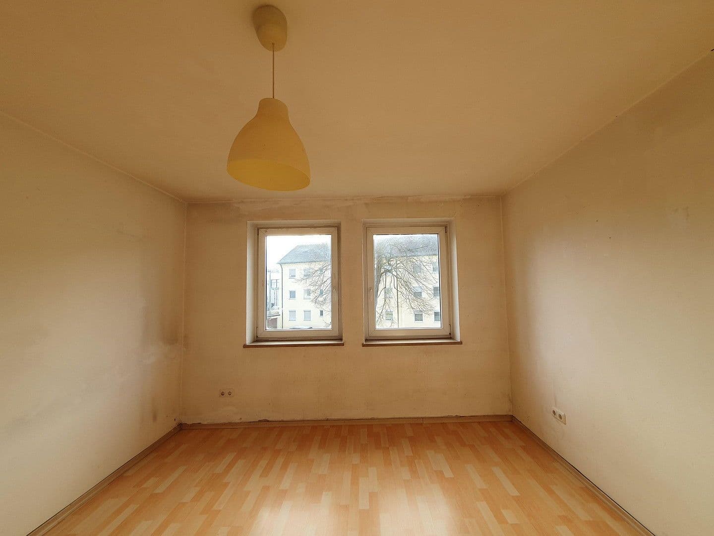 Pronájem bytu 2+1 57 m², Hirschstr. 3, Vöhringen, Bavorsko Pronájem bytu 2+1 57 m², Hirschstr. 3, Vöhringen, Bavorsko