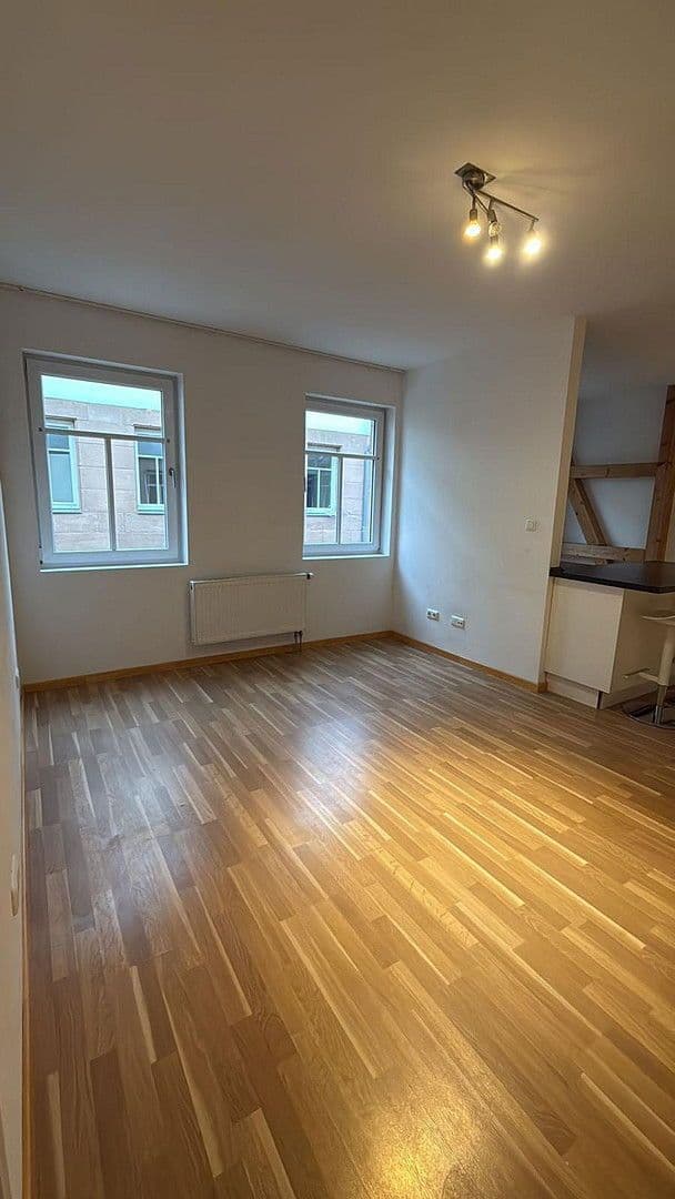 Pronájem bytu 2+1 68 m², Schwabacher Straße 3, Fürth, Bavorsko Pronájem bytu 2+1 68 m², Schwabacher Straße 3, Fürth, Bavorsko
