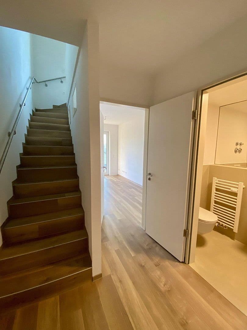 Pronájem bytu 60 m², Frankfurt am Main, Hessen Pronájem bytu 60 m², Frankfurt am Main, Hessen