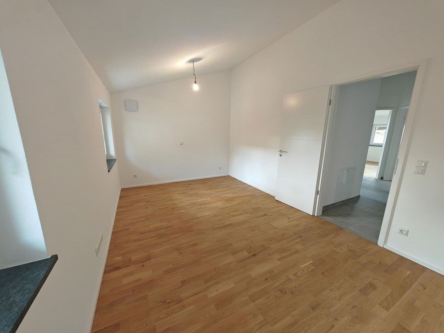 Prodej domu 153 m², pozemek 206 m², Brunnthal, Bavorsko Prodej domu 153 m², pozemek 206 m², Brunnthal, Bavorsko