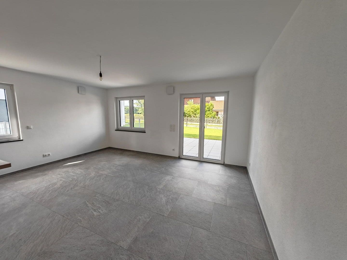 Prodej domu 153 m², pozemek 206 m², Brunnthal, Bavorsko Prodej domu 153 m², pozemek 206 m², Brunnthal, Bavorsko