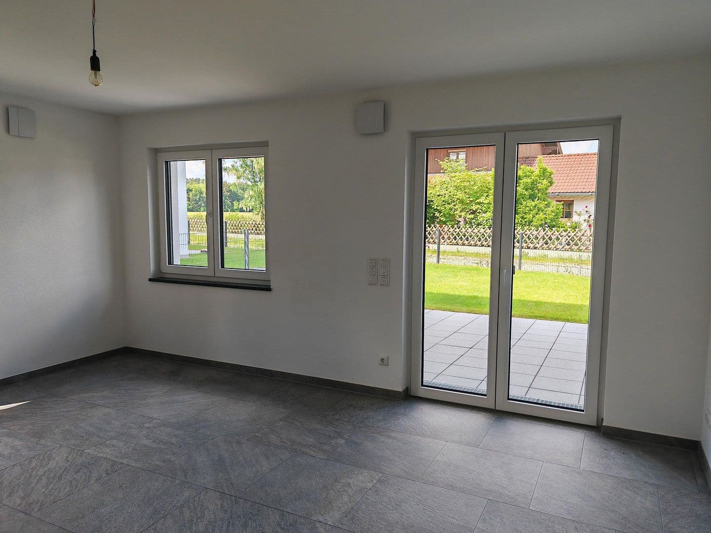 Prodej domu 153 m², pozemek 206 m², Brunnthal, Bavorsko Prodej domu 153 m², pozemek 206 m², Brunnthal, Bavorsko