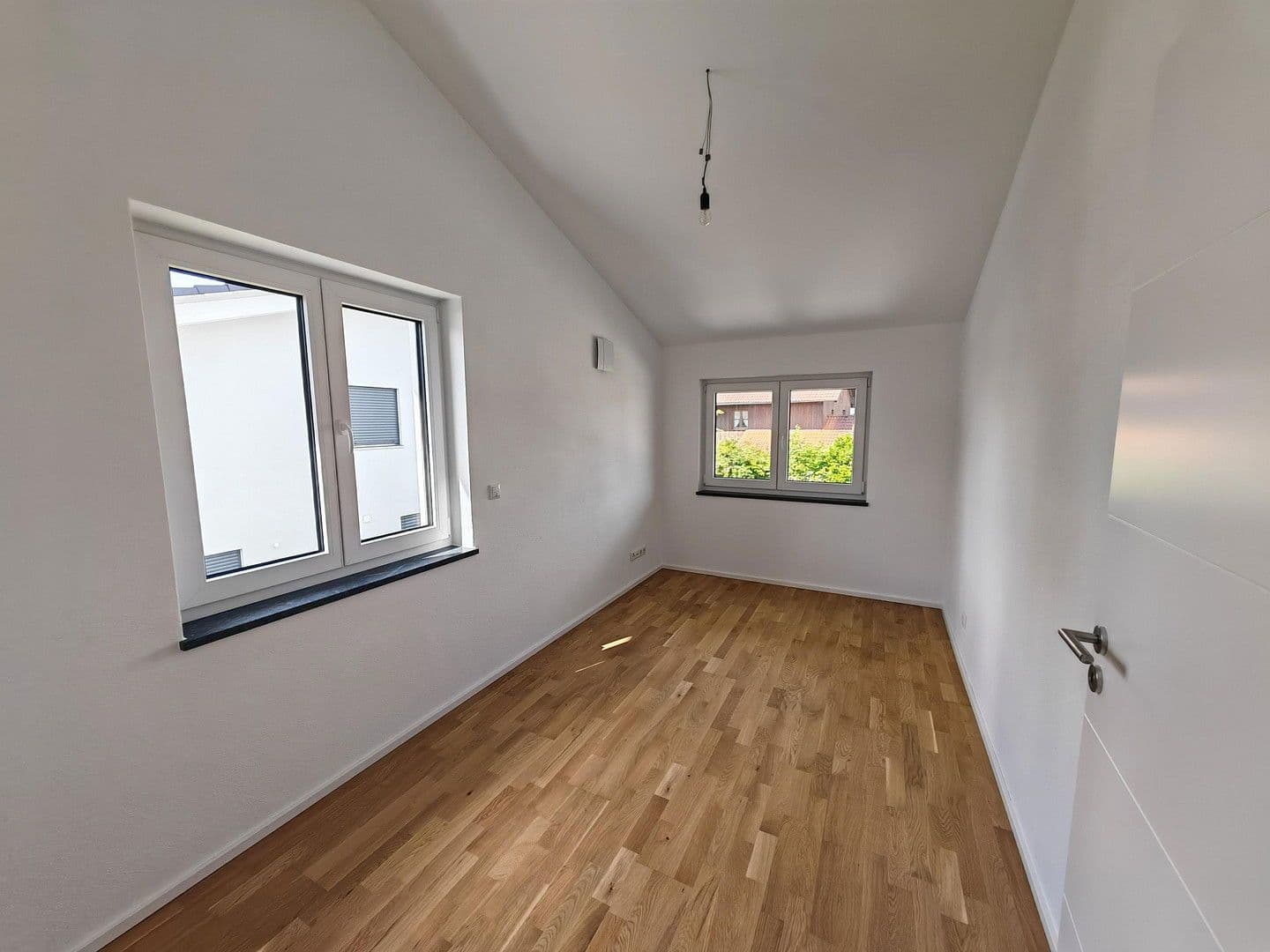 Prodej domu 153 m², pozemek 206 m², Brunnthal, Bavorsko Prodej domu 153 m², pozemek 206 m², Brunnthal, Bavorsko