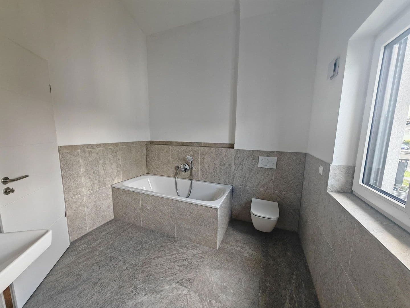 Prodej domu 153 m², pozemek 206 m², Brunnthal, Bavorsko Prodej domu 153 m², pozemek 206 m², Brunnthal, Bavorsko