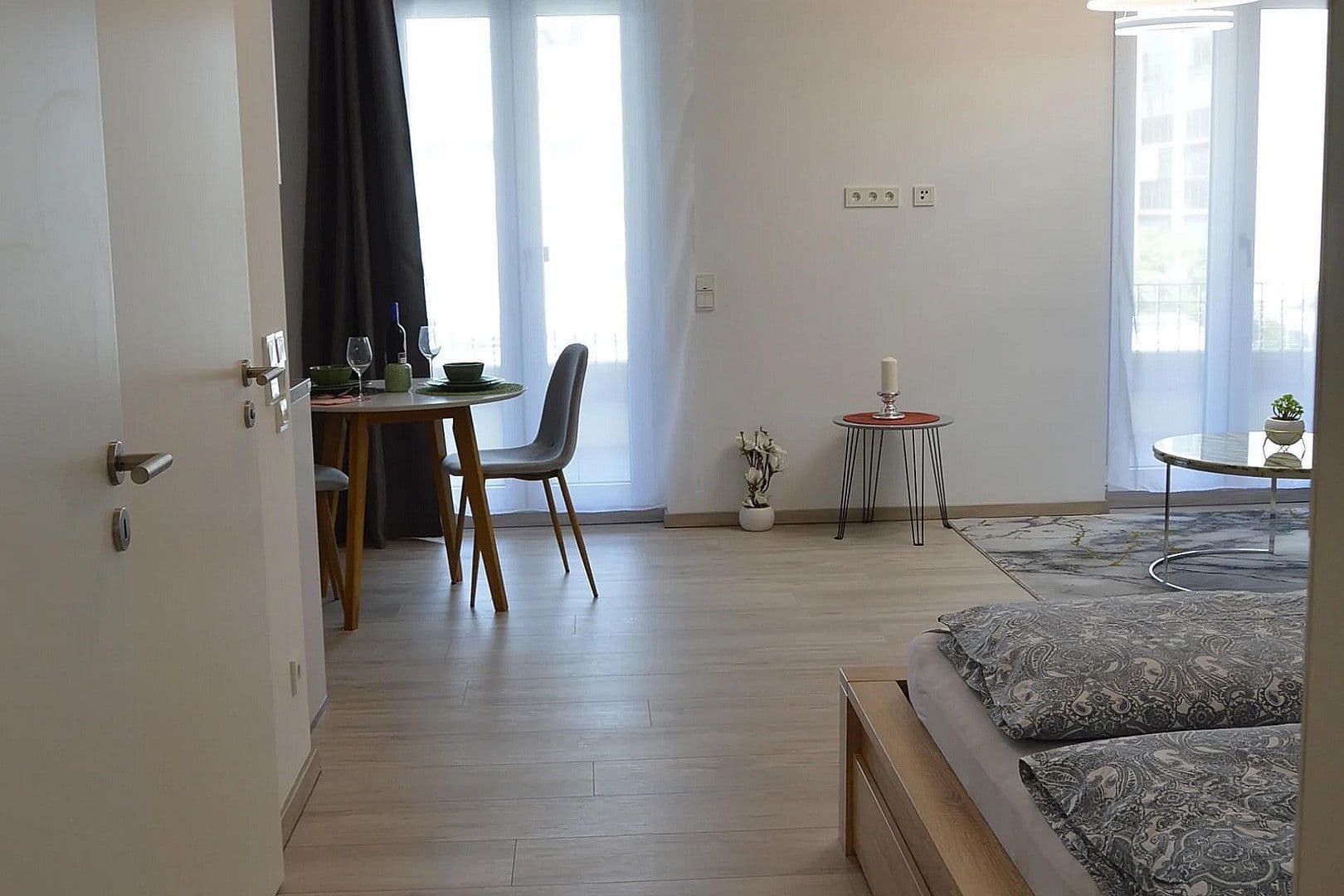 Pronájem bytu 1+1 44 m², Frankfurt am Main, Hessen Pronájem bytu 1+1 44 m², Frankfurt am Main, Hessen