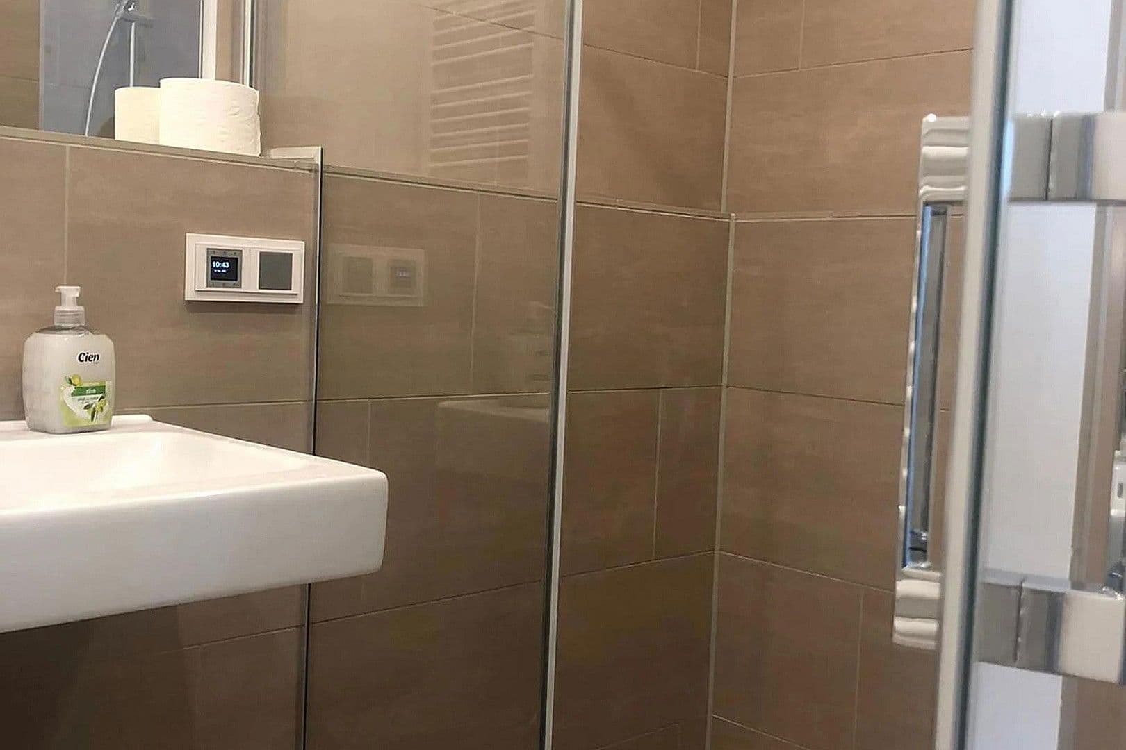 Pronájem bytu 1+1 44 m², Frankfurt am Main, Hessen Pronájem bytu 1+1 44 m², Frankfurt am Main, Hessen