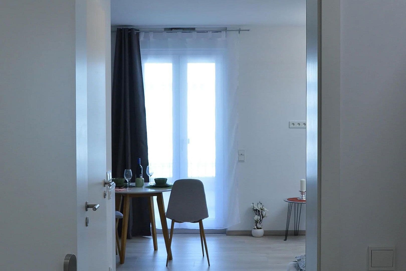 Pronájem bytu 1+1 44 m², Frankfurt am Main, Hessen Pronájem bytu 1+1 44 m², Frankfurt am Main, Hessen