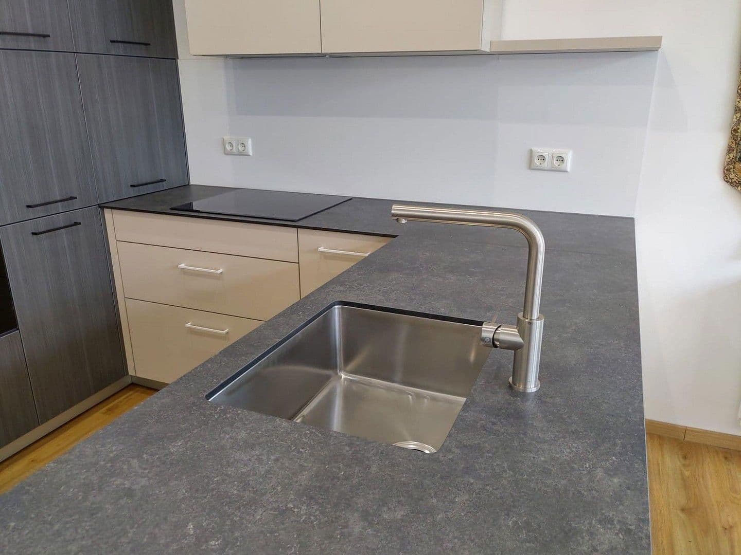 Prodej bytu 6+1 187 m², Donauwörther Str. 121, Augsburg, Bavorsko Prodej bytu 6+1 187 m², Donauwörther Str. 121, Augsburg, Bavorsko