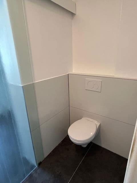 Pronájem bytu 4+1 165 m², Düsseldorf, Severní Porýní-Vestfálsko Pronájem bytu 4+1 165 m², Düsseldorf, Severní Porýní-Vestfálsko