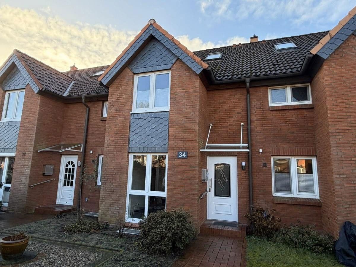 Pronájem domu 110 m², pozemek 198 m², Bad Bramstedt, Šlesvicko-Holštýnsko Pronájem domu 110 m², pozemek 198 m², Bad Bramstedt, Šlesvicko-Holštýnsko