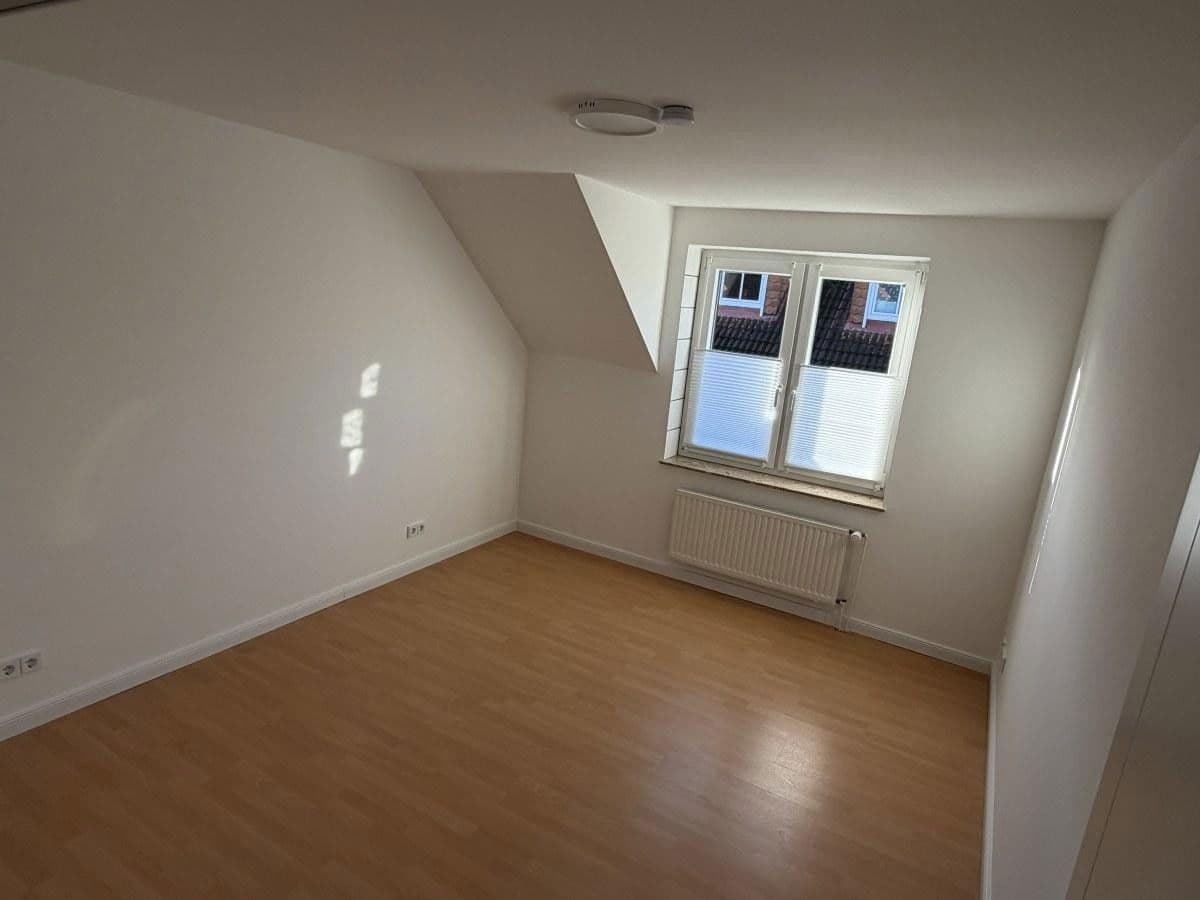 Pronájem domu 110 m², pozemek 198 m², Bad Bramstedt, Šlesvicko-Holštýnsko Pronájem domu 110 m², pozemek 198 m², Bad Bramstedt, Šlesvicko-Holštýnsko