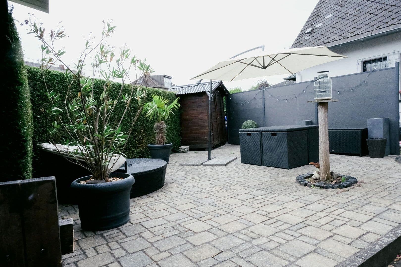 Prodej bytu 4+1 121 m², Koblenz, Porýní-Falc Prodej bytu 4+1 121 m², Koblenz, Porýní-Falc