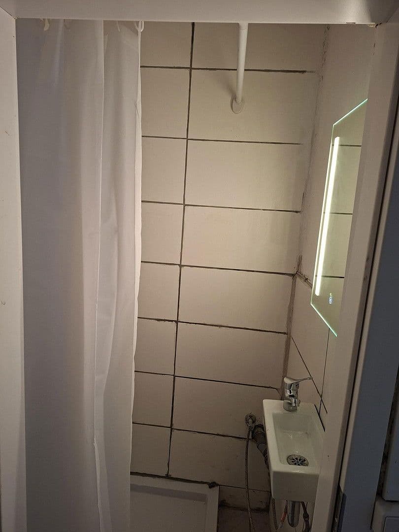 Pronájem bytu 3+1 54 m², Seumestrasse 12, Hamburg Eilbek, Hamburg Pronájem bytu 3+1 54 m², Seumestrasse 12, Hamburg Eilbek, Hamburg