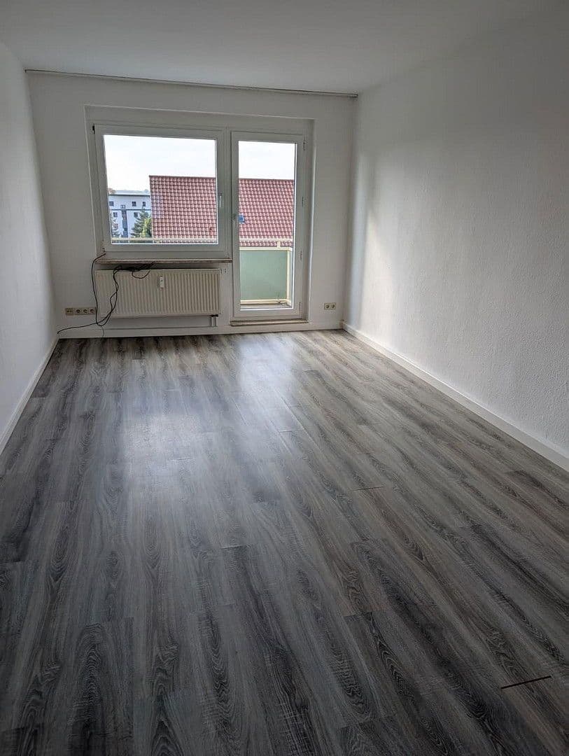 Pronájem bytu 4+1 75 m², Seligenstädter Straße 12, Gera - Aga, Durynsko Pronájem bytu 4+1 75 m², Seligenstädter Straße 12, Gera - Aga, Durynsko
