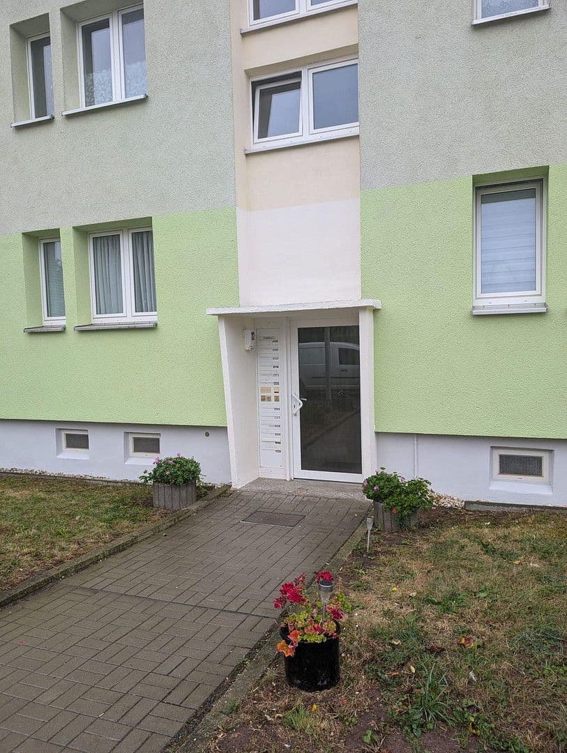 Pronájem bytu 4+1 75 m², Seligenstädter Straße 12, Gera - Aga, Durynsko Pronájem bytu 4+1 75 m², Seligenstädter Straße 12, Gera - Aga, Durynsko