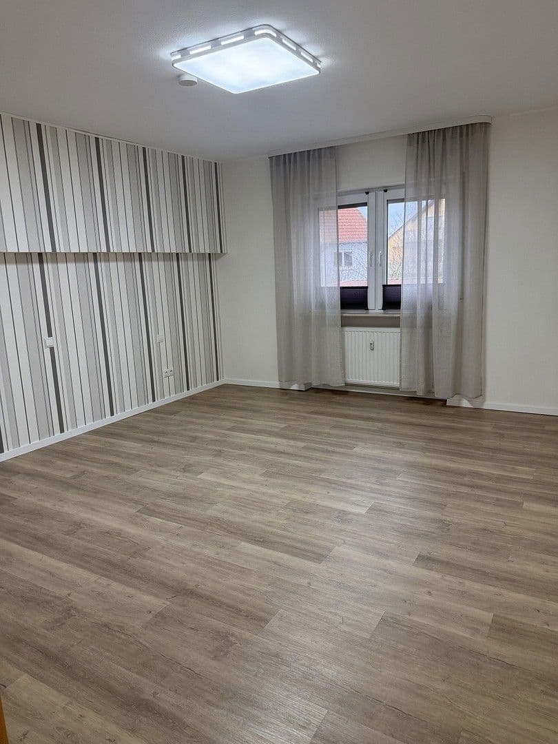 Prodej domu 231 m², pozemek 325 m², Eisingen, Bavorsko Prodej domu 231 m², pozemek 325 m², Eisingen, Bavorsko