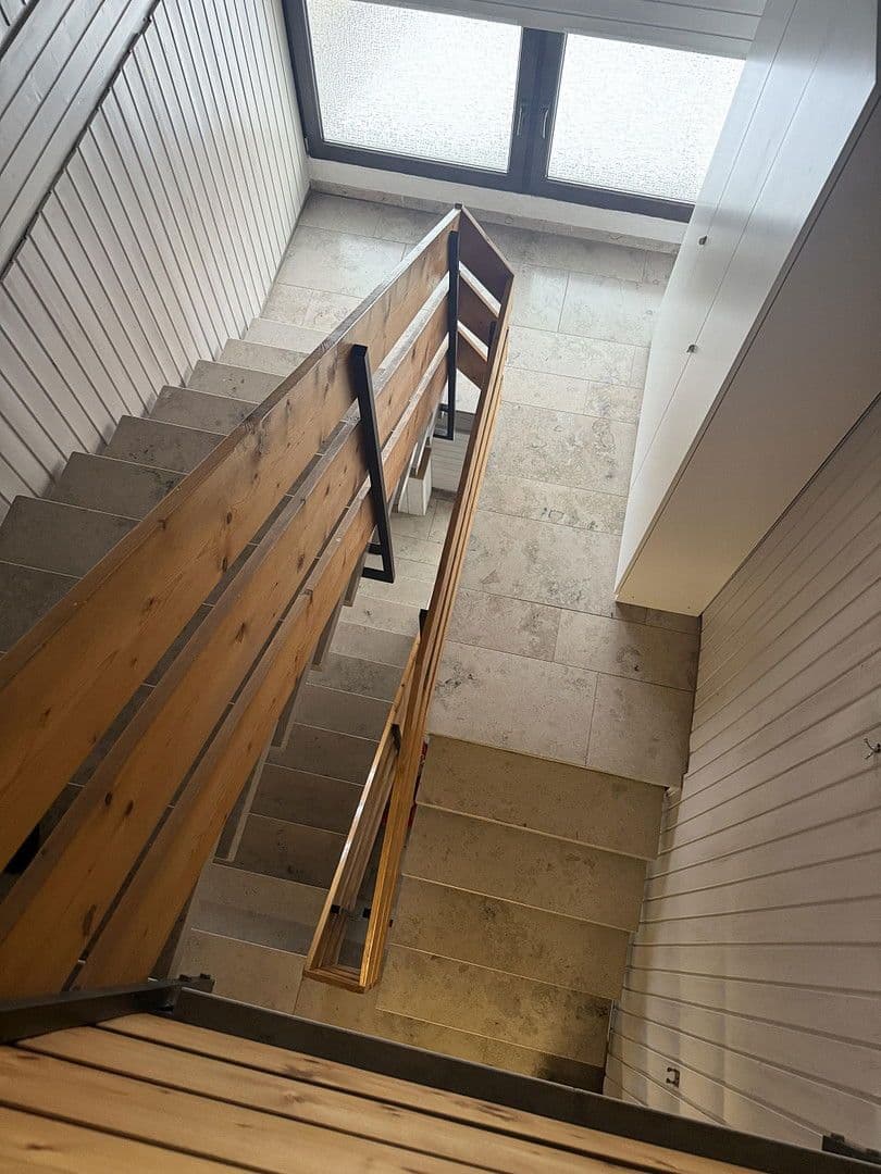 Prodej domu 231 m², pozemek 325 m², Eisingen, Bavorsko Prodej domu 231 m², pozemek 325 m², Eisingen, Bavorsko