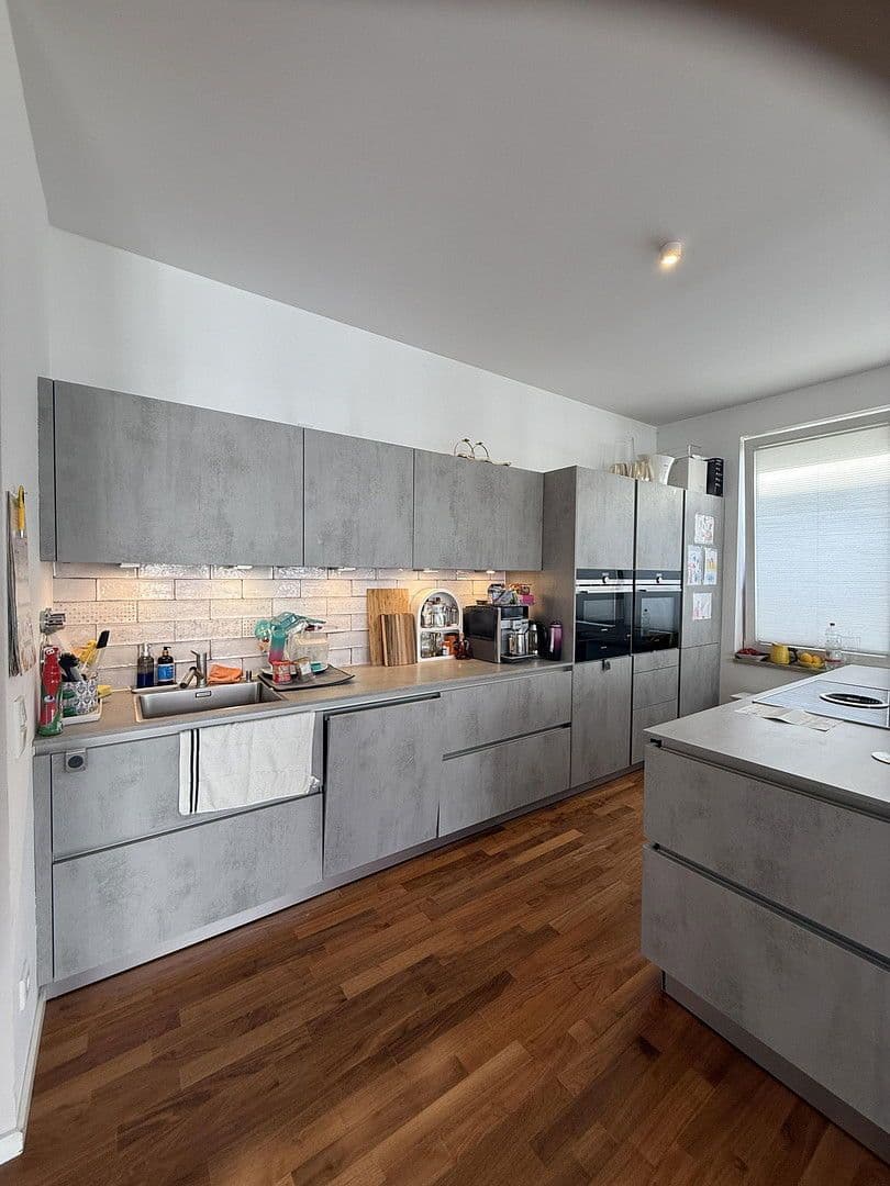 Prodej bytu 3+1 113 m², Berlin, Berlín Prodej bytu 3+1 113 m², Berlin, Berlín